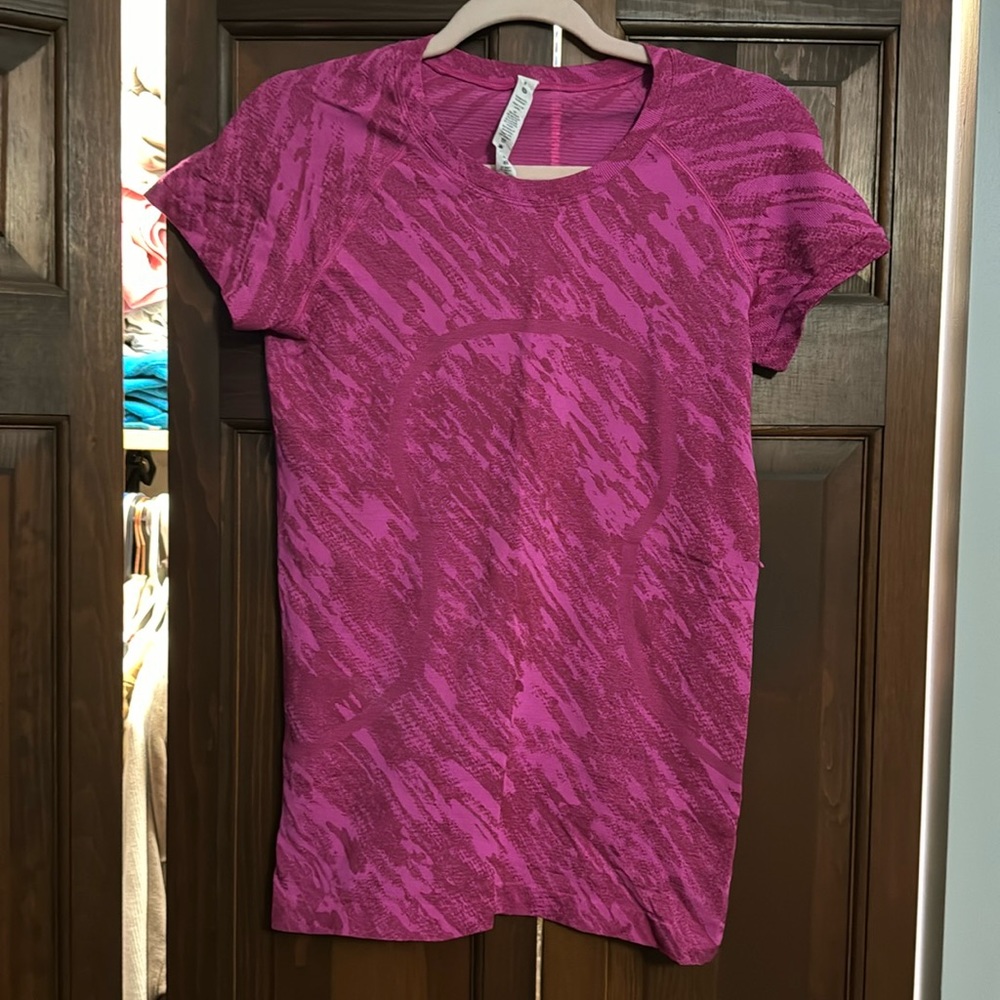 sonic pink heathered lululemon swiftly tech